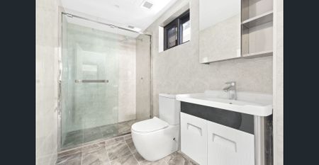 Convenient, modern spacious studio apartment, be quick! - Photo 2