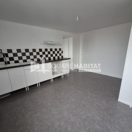 Location Appartement 2 pièces 60m² AIRE SUR LA LYS 62120 - Photo 3