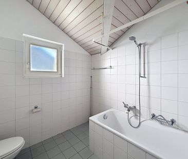 4 ½ ROOMS – Quiet Location//4 ½ ZIMMER – Ruhige Lage - Photo 5