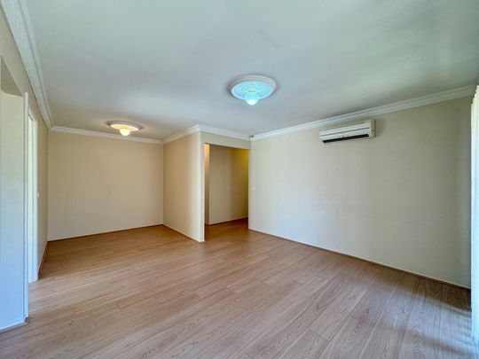 RENOVATED FAMILY HOME! - Photo 1