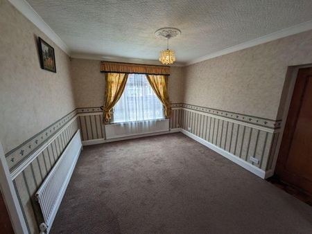 3 bedroom detached house to rent - Photo 5
