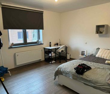 STEENHUIZE-WIJNHUIZE - Ruim, lichtrijk appartement met terras. - Photo 5