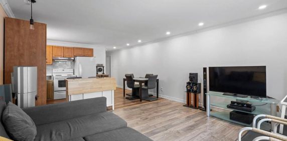 Condo à louer meublé ou non situé à deux pas du REM Brossard - appartement / logement - Photo 2