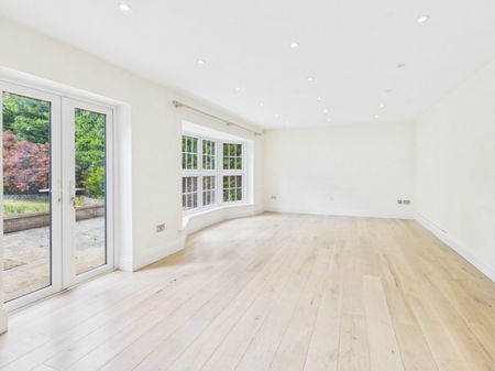 Bakers Wood, Denham, Uxbridge,UB9 - Photo 2