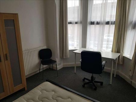 Lenton - Ilkeston Road Bedroom Spacious Student Property All Bills Incl, NG7 - Photo 3