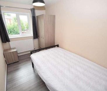 Culmington Close, Hulme, Manchester, M15 - Photo 5