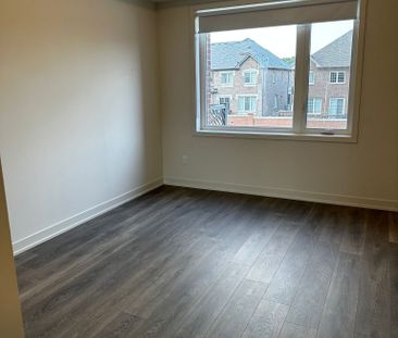 For Lease - 58 Sky Harbour Drive Unit# 204, Brampton, Ontario - Photo 3