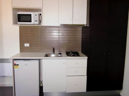 51 Garden Street, Melbourne - Photo 2