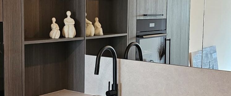 Marina Garden Dresden: Stilvolle 2-Zimmer-Wohnung direkt an der Elbe - Photo 1