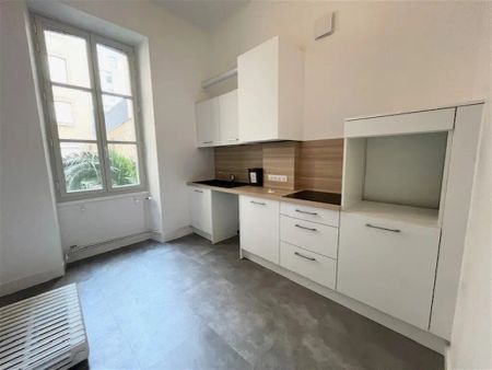Location appartement 2 pièces - à Nantes (44000) - Photo 5