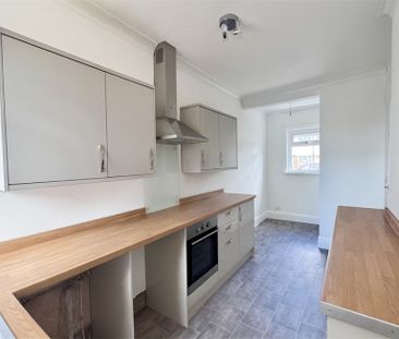 2 Bedroom Terraced To Let - Photo 3