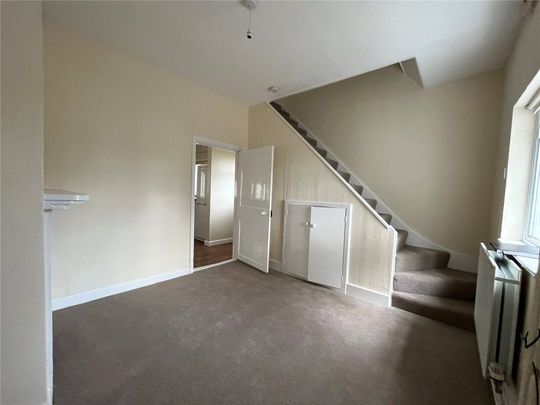 3 Bedroom House - West Hill Park, Fareham - Photo 1