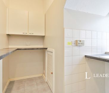 2 bedroom apartment to rent Fairmile Road, Christchurch, BH23 - Photo 1