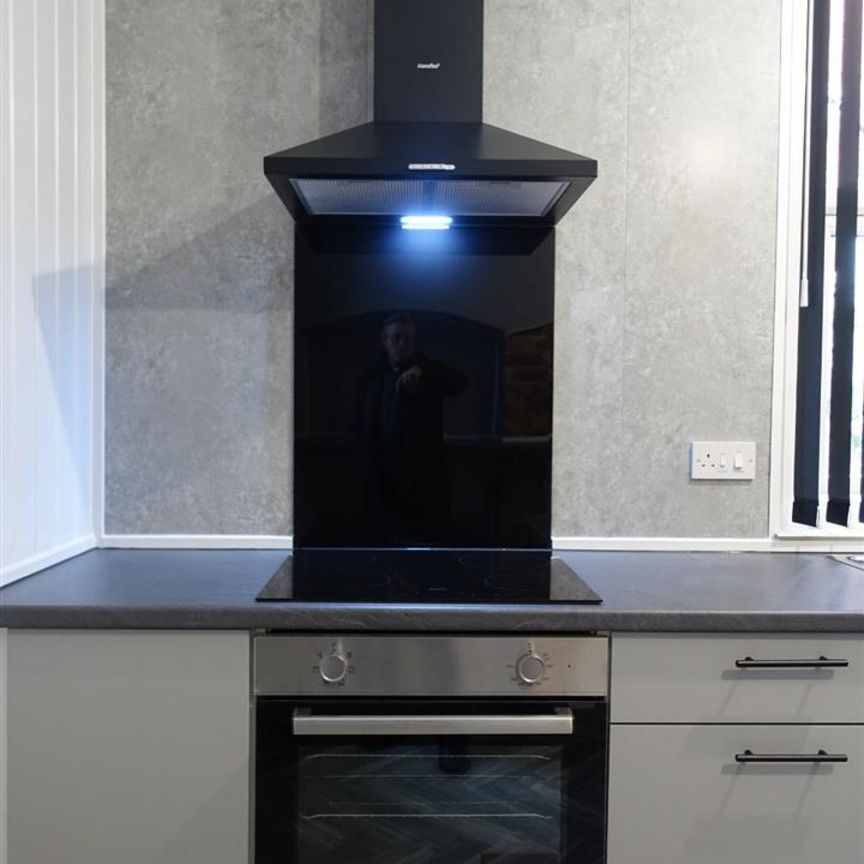 3 bedroom House To Let Total Size: 1120 SQ FT - Photo 1