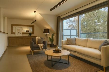 Appartement te huur - Foto 2