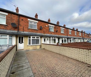 14 York Drive, Belfast, BT15 3QY - Photo 1