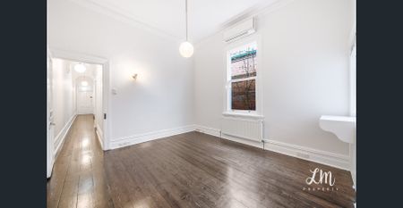 Updated terrace in terrific location! - Photo 3