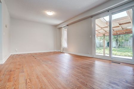 For Lease - 48 Green Spring Drive, Toronto, Ontario - Photo 3