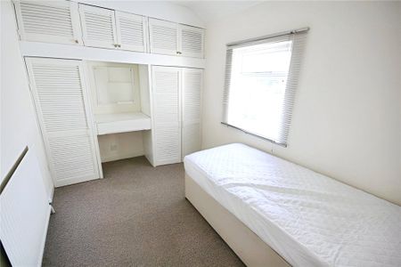 Stoughton Road, Guildford, GU2 9PG - Photo 4