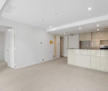 61/1 Queensberry Street, Carlton VIC 3053 - Apartment For Rent | Do... - Photo 4