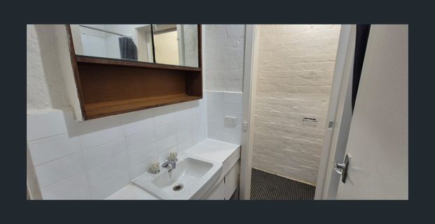 Charming & convenient South Yarra living - Photo 1