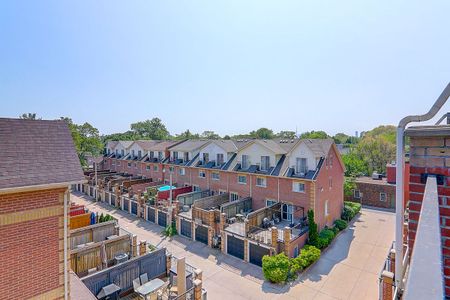 For Lease - 20 Azzarello Lane, Toronto, Ontario - Photo 4