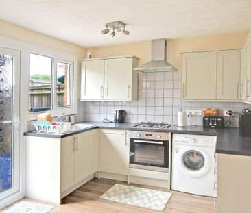 3 bedroom terraced house to rent - Photo 5