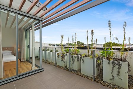 24 Salisbury Lane, Rosebery NSW 2018 - Townhouse For Rent | Domain - Photo 2