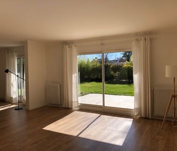 Location Maison 6 pièces 162m² CERNAY LA VILLE 78720 - Photo 1