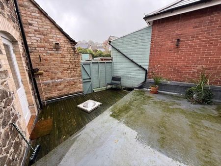 1 bedroom apartment to rent - Photo 3