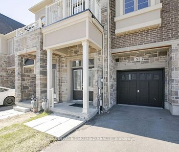 For Lease - 32 Dalbeattie Drive, Brampton, Ontario - Photo 3