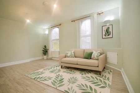 1 bedroom flat to rent - Photo 2