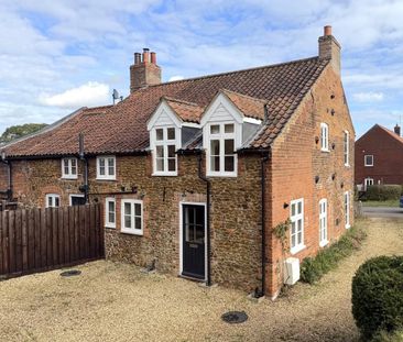 2 bedroom cottage to rent - Photo 1