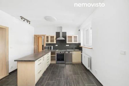 Pronájem, cihlový byt 2+1, Ostrava - Hrabůvka, ul. Jubilejní, 68 m - Photo 2