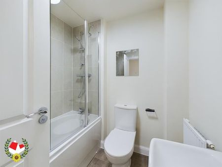 Embling Way, Winnycroft - Photo 2