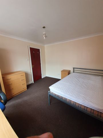37 TEIGNMOUTH ROAD - Photo 4