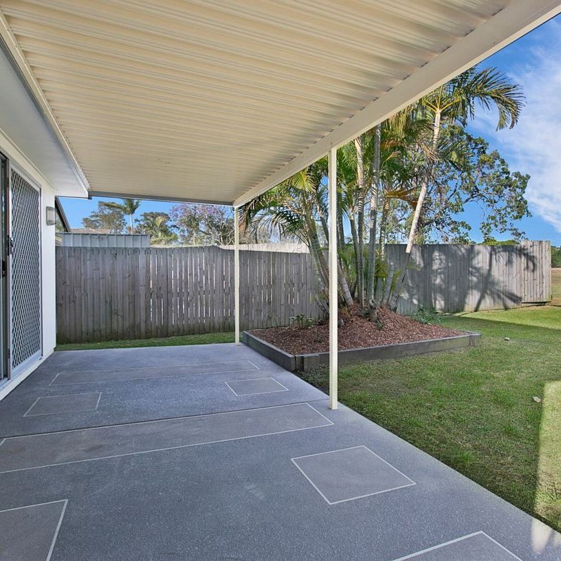 22 Tulip Street, Wynnum, QLD 4178 - Photo 1