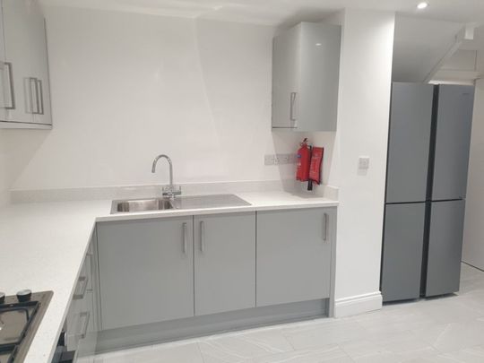1 bedroom Property to rent - Photo 1