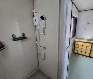 1 Bedroom HDB_THREE_ROOM at Jurong East - Photo 6