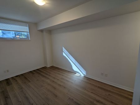 For Lease - 680 Atwater Avenue Unit# 1, Mississauga, Ontario - Photo 2