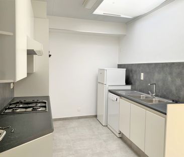 Ruim appartement met 2 slaapkamers en terras. - Photo 5