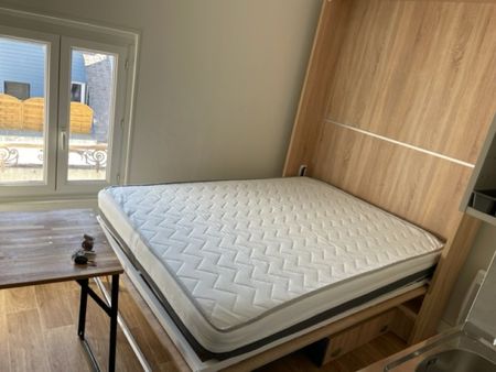 studette hyper centre proche des bus - Photo 3