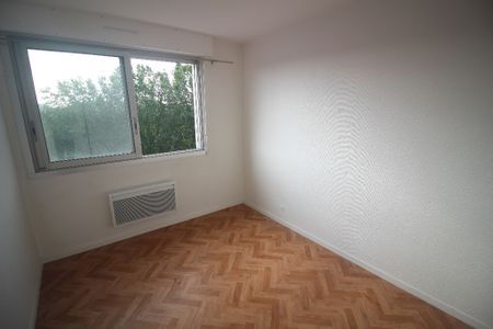 Location Appartement 2 pièces 44m² - Photo 2