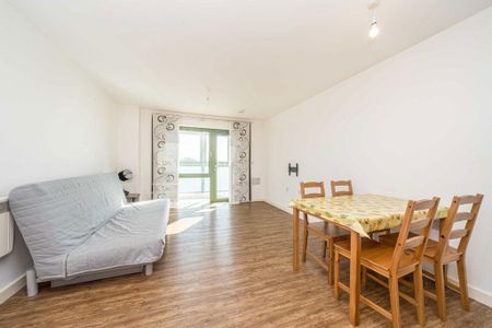 2 bedroom flat to rent - Photo 5