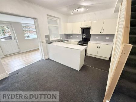 2 bedroom semi-detached house to rent - Photo 5