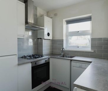 2 bedroom maisonette to rent - Photo 3