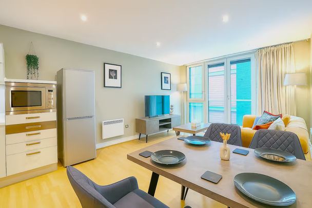 2 Bed Flat, Halcyon Wharf, E1W - Photo 1