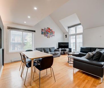 Superbe condo 4 1/2 au centre-ville - Photo 1