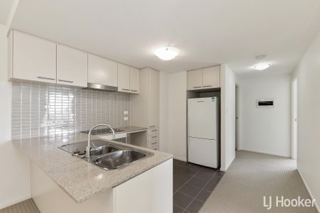 169/60 College Street, Belconnen ACT 2617 - Apartment For Rent | Domain - Photo 4