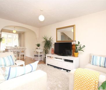 3 bedroom terraced house to rent - Photo 2